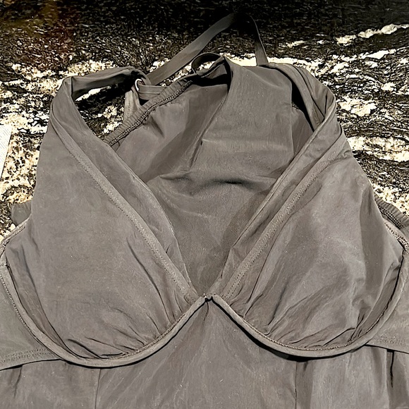 Amoressa Solar Mercury One Piece - Picture 13 of 16